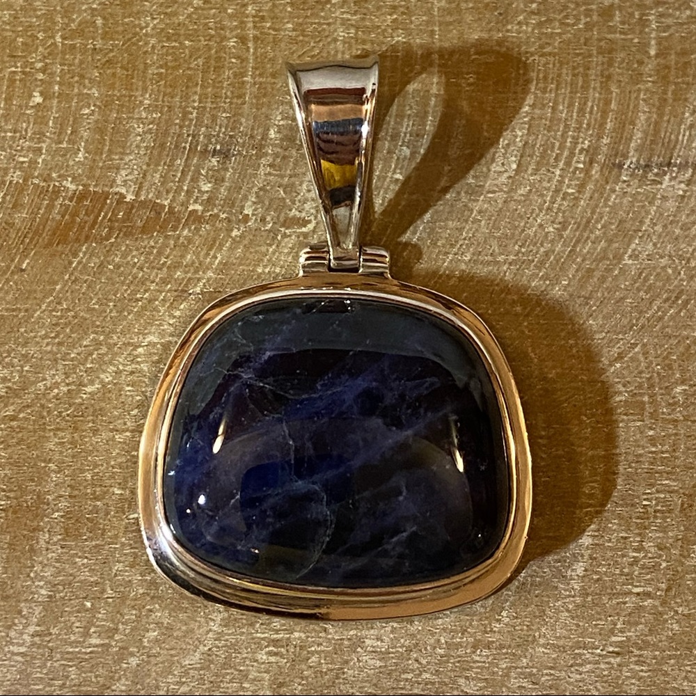 SILPADA S0742 .925 Sterling & Sodalite Pendant